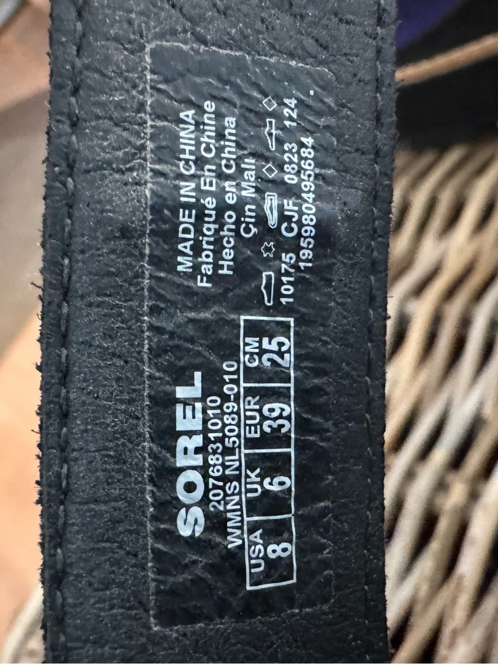 Sorel Joanie IV Y Wedge- Never Worn-No Box